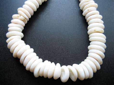 vintage puka shell necklace